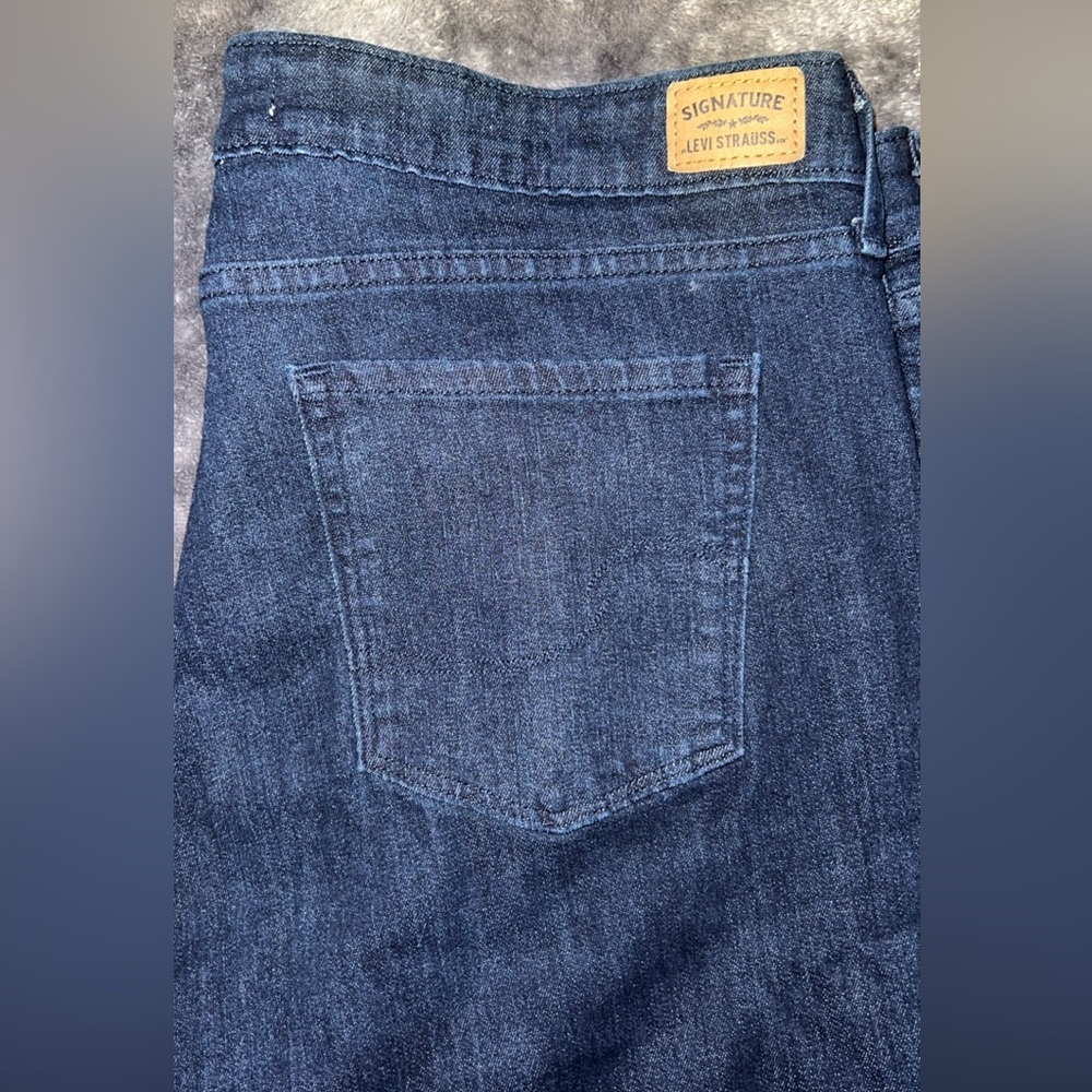 Signature by Levi Strauss Dark Blue Jeans